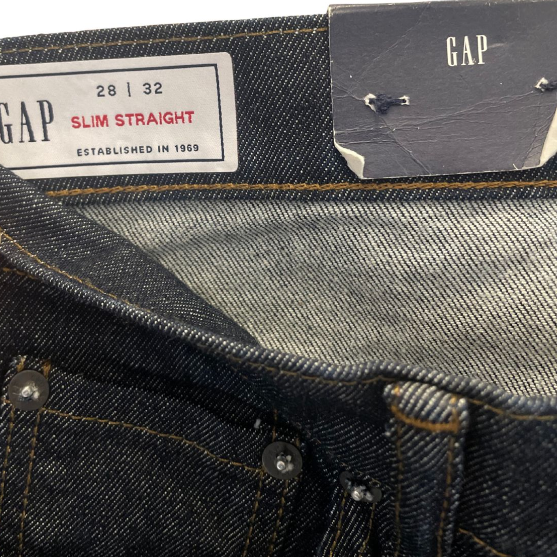 CALCA JEANS SLIM STRAIGHT GAP