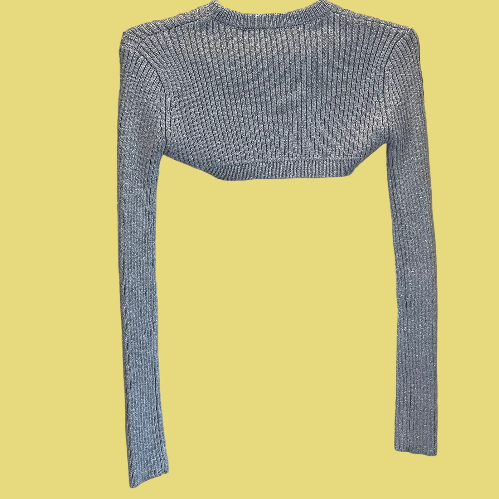 CROPED MANGA LONGA BERSHKA