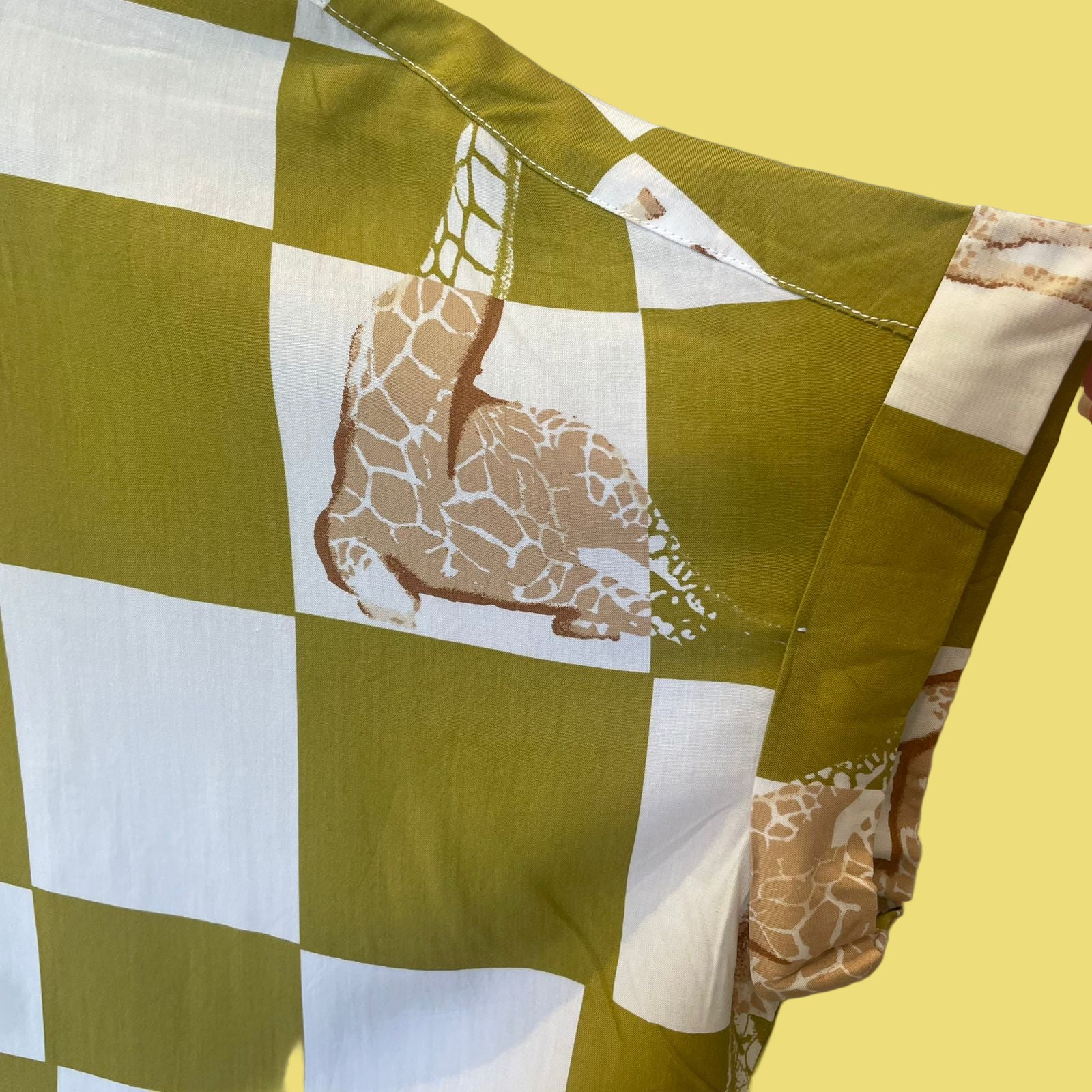 BLUSA ESTILO CAMISA ESTAMPADA JANE+DELANEY