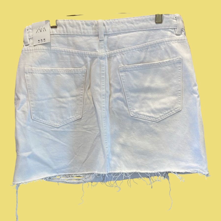 SAIA JEANS RASGADA ZARA