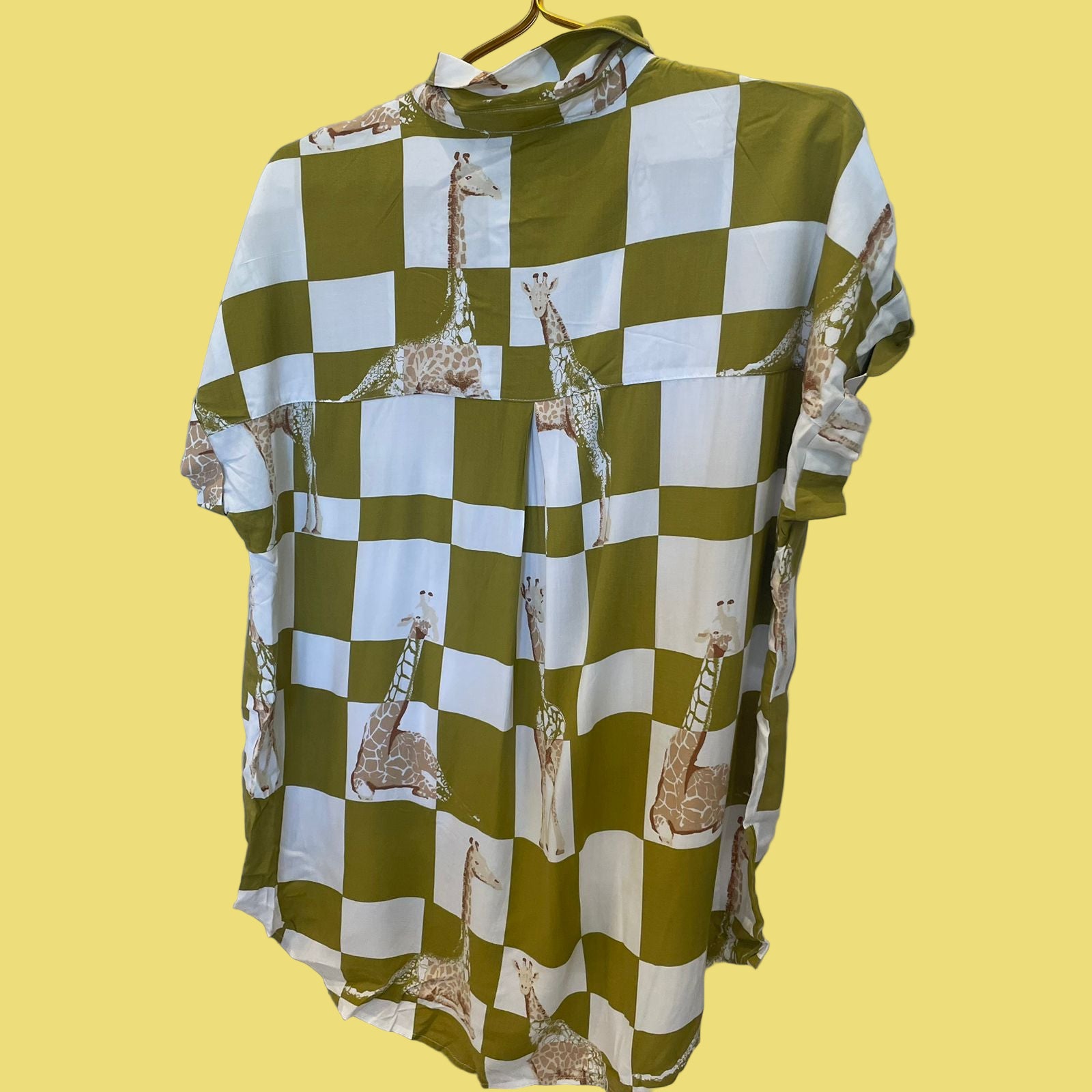 BLUSA ESTILO CAMISA ESTAMPADA JANE+DELANEY