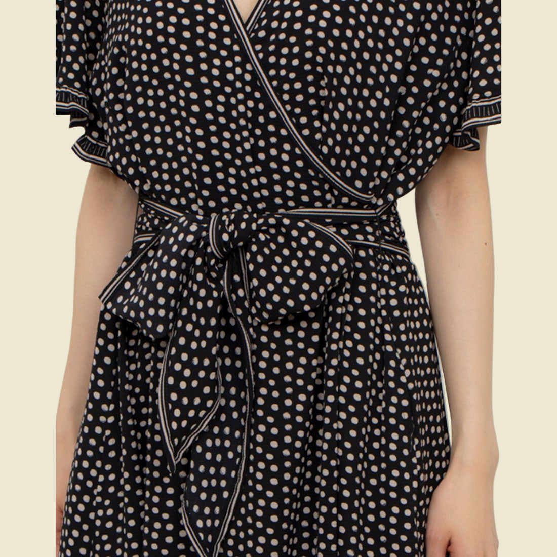 VESTIDO POA MAX STUDIO LONDON