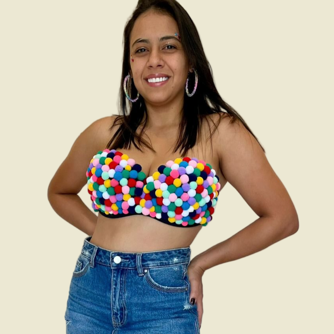 SUTIA CUSTOMIZADO POMPOM