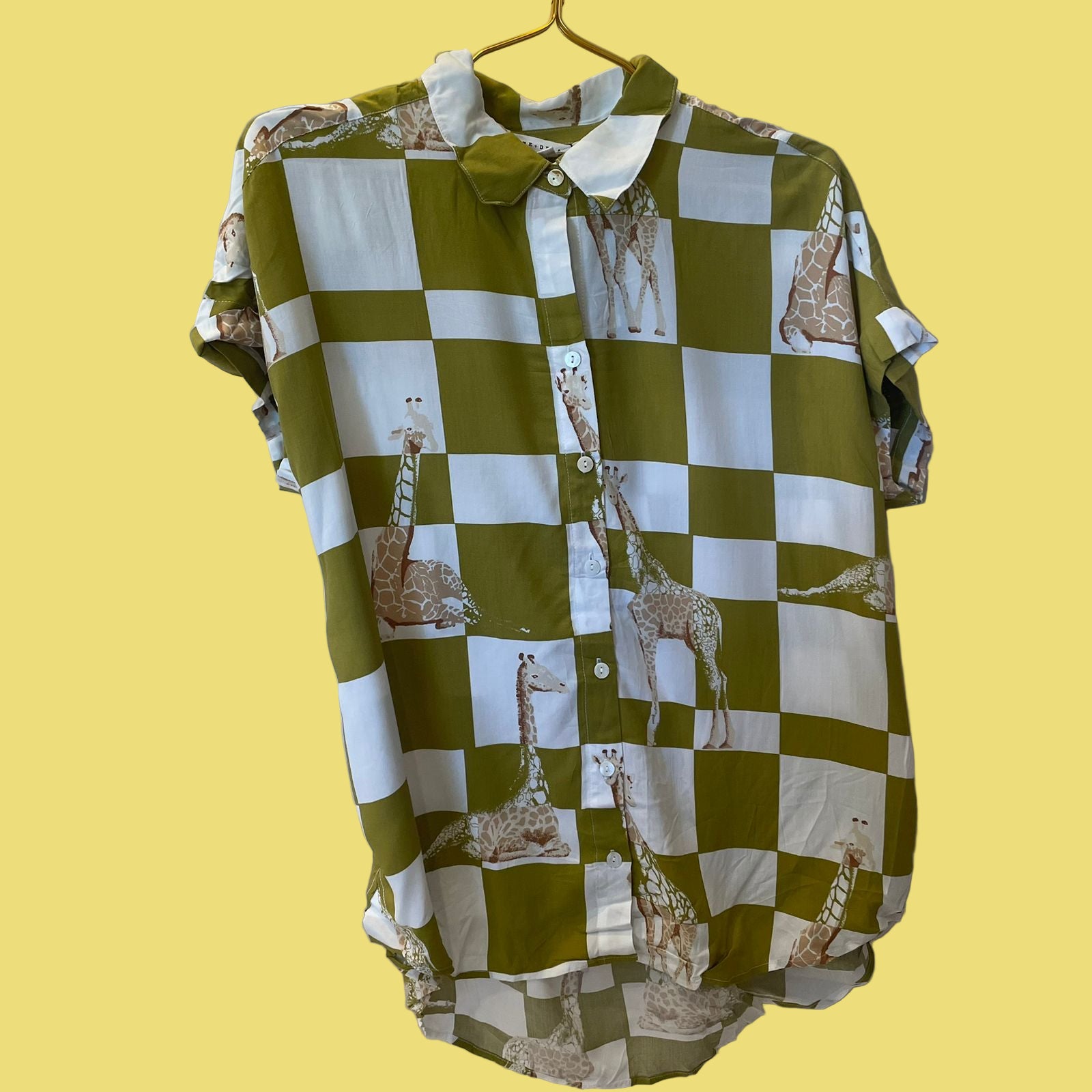 BLUSA ESTILO CAMISA ESTAMPADA JANE+DELANEY