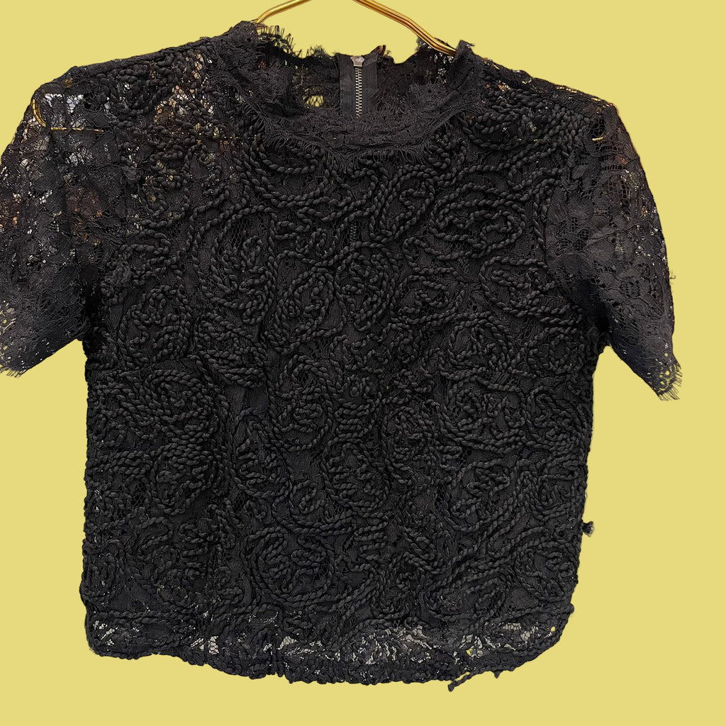BLUSA RENDA PRETA