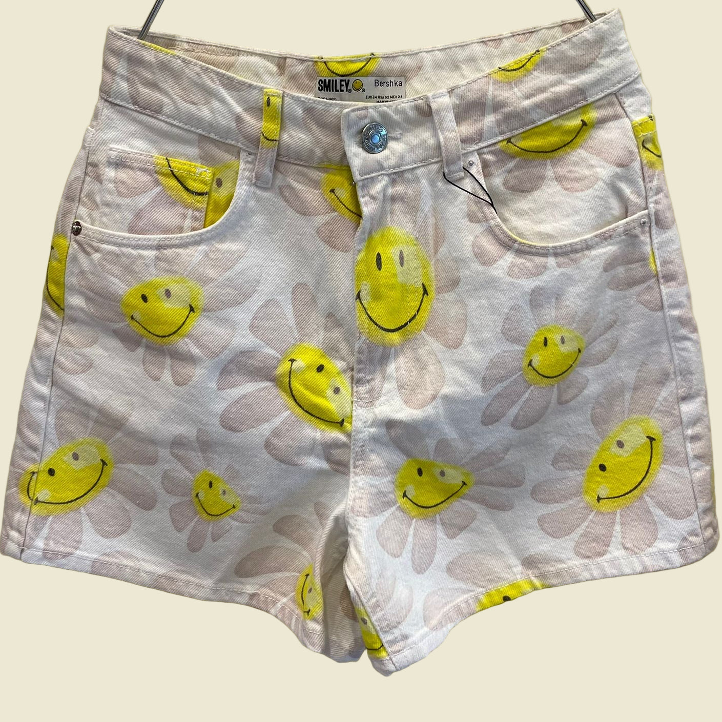 SHORT JEANS SMILEY BERSHKA