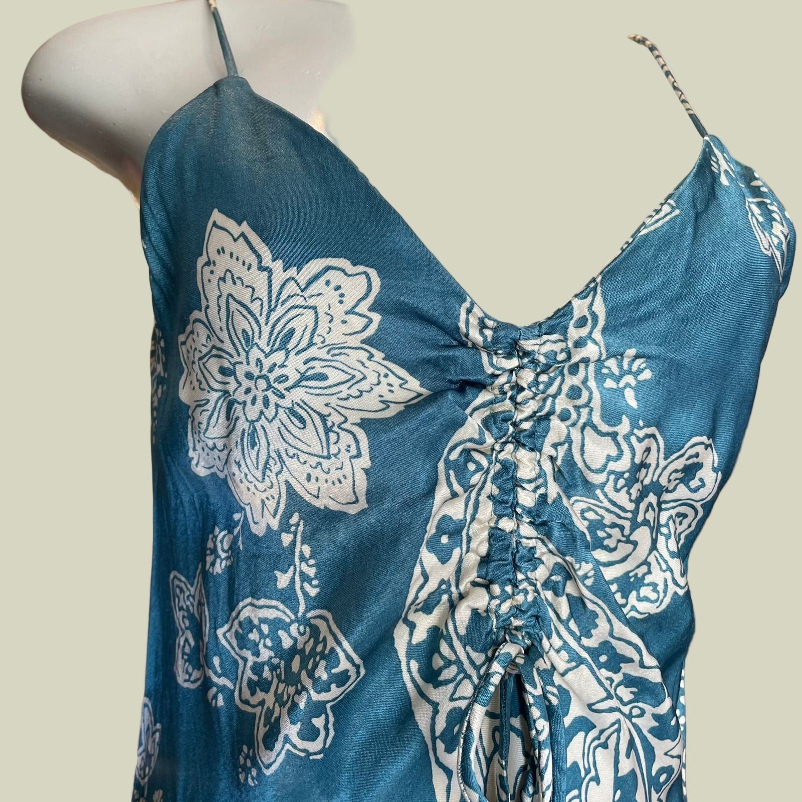 VESTIDO ESTAMPADO ZARA