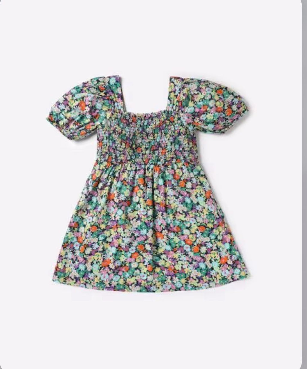 VESTIDO VERDE FLORAL GAP DE 6 A 7 ANOS