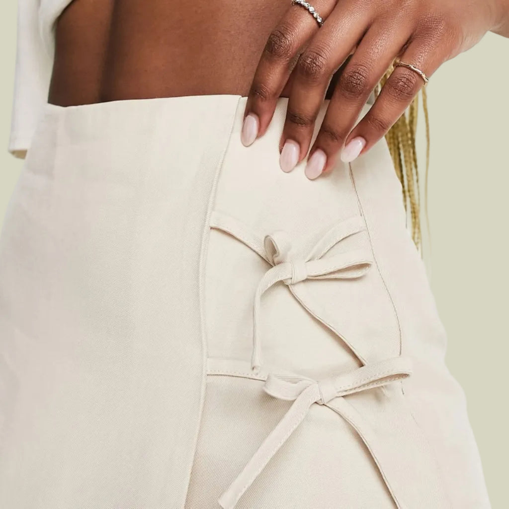 SHORT SAIA TECIDO STRADIVARIUS