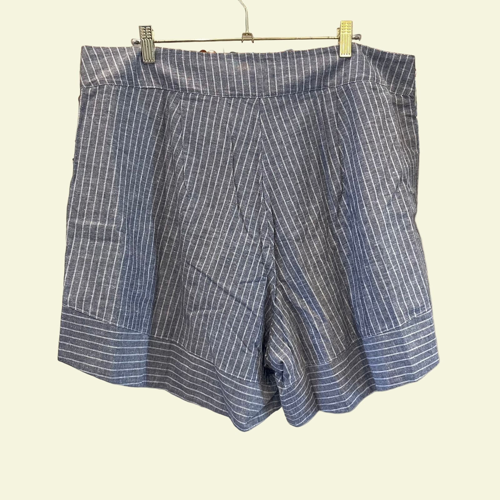 SHORT PLUS LISTRA TAM 48