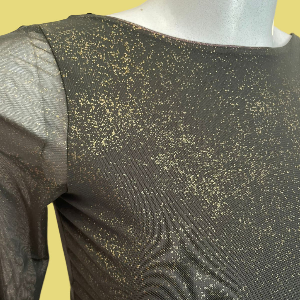 CROPED C/ BRILHO MANGA LONGA BERSHKA