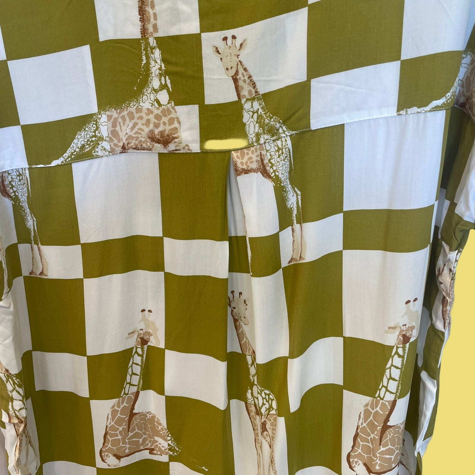 BLUSA ESTILO CAMISA ESTAMPADA JANE+DELANEY