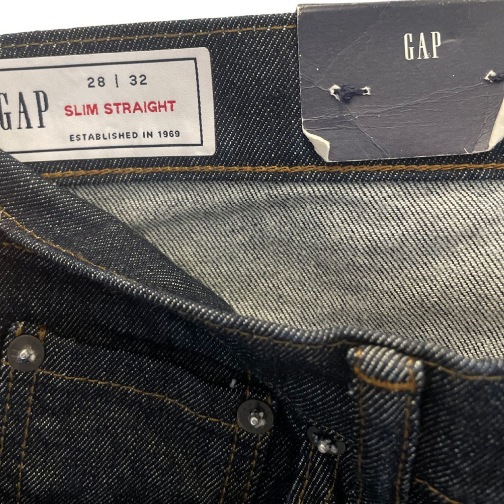 CALCA JEANS SLIM STRAIGHT GAP