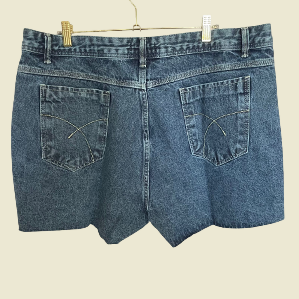 SHORT JEANS