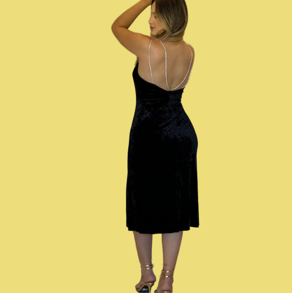 VESTIDO VELUDO BERSHKA