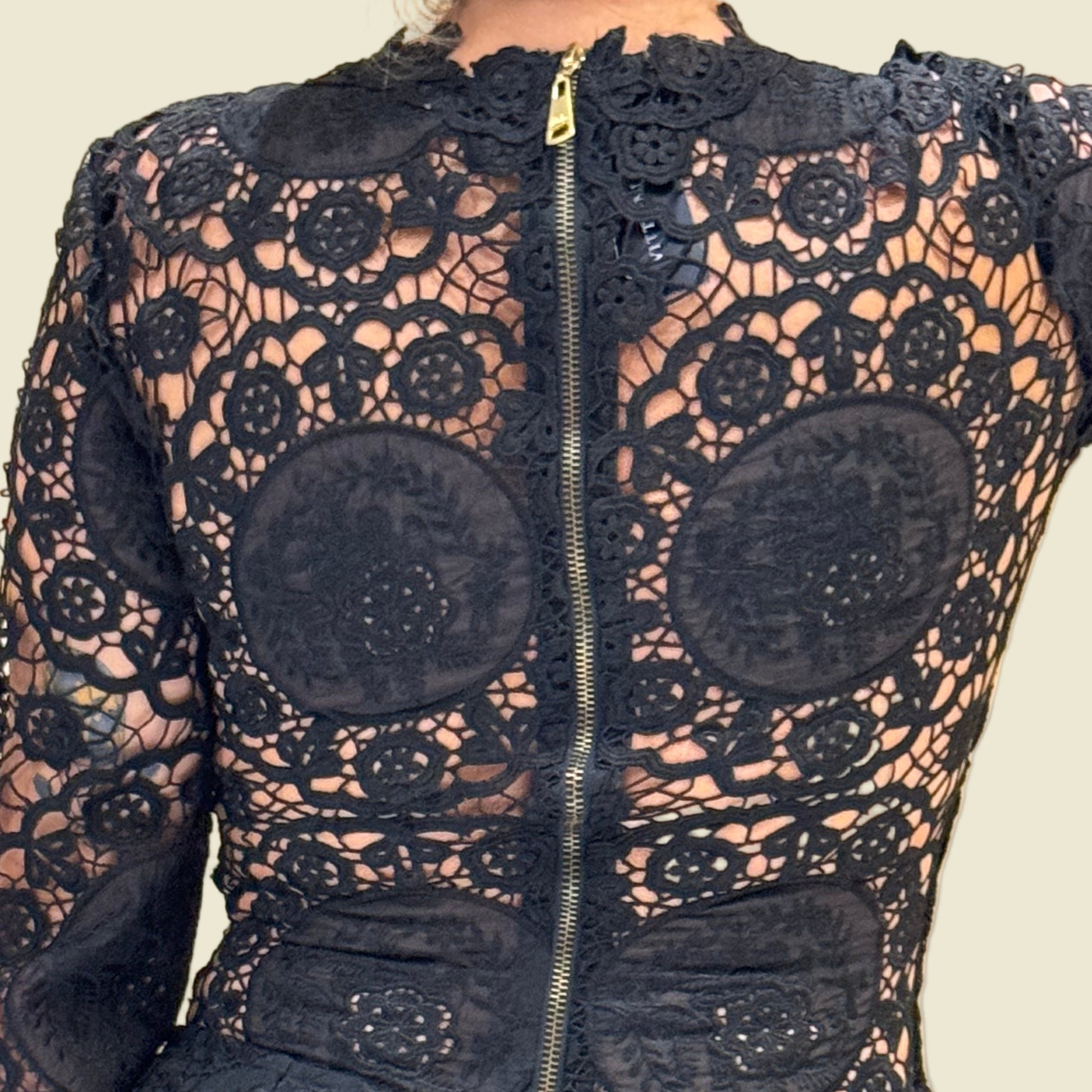 MACACAO RENDA PRETO FABULLOYS