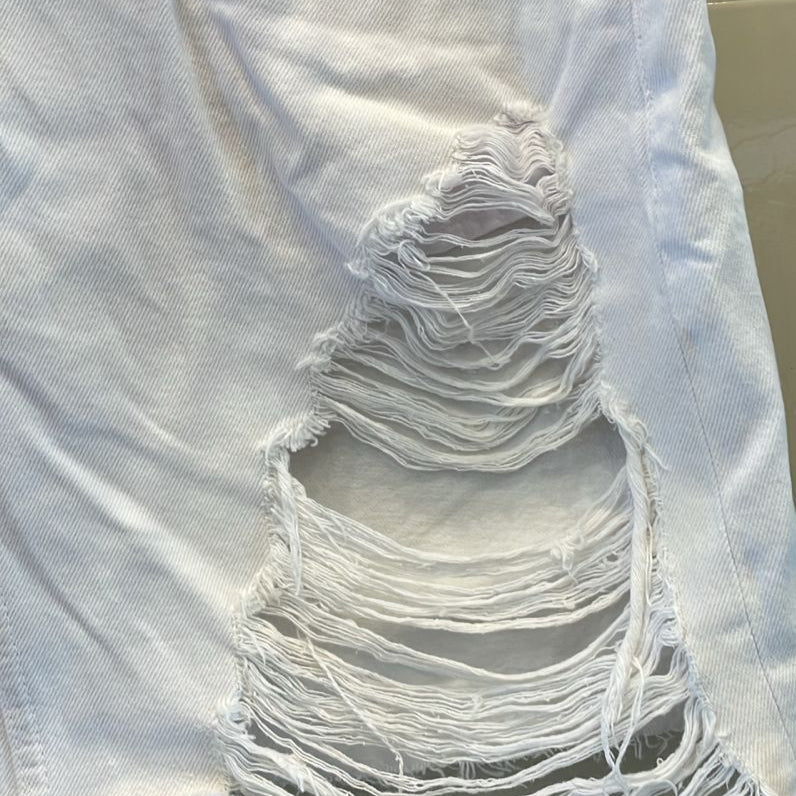 SAIA JEANS RASGADA ZARA