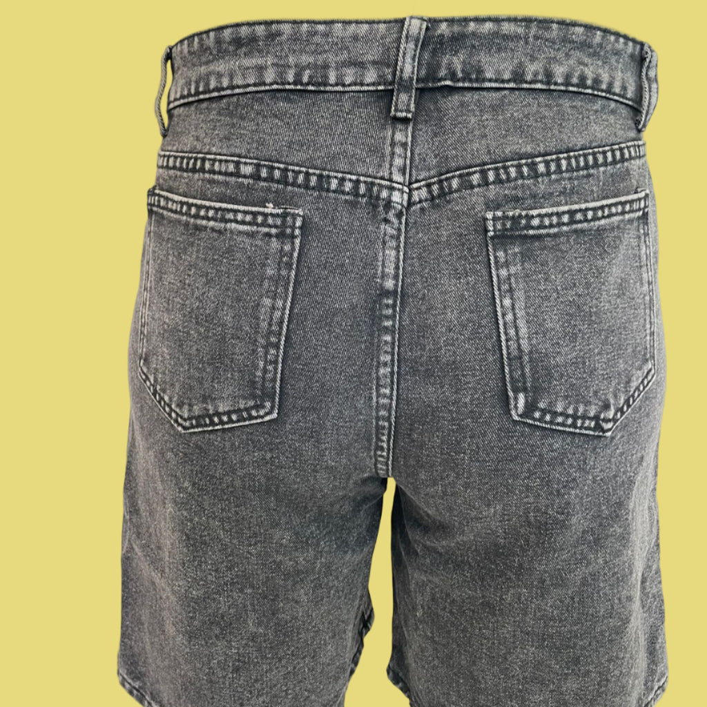 SHORT JEANS PRETO