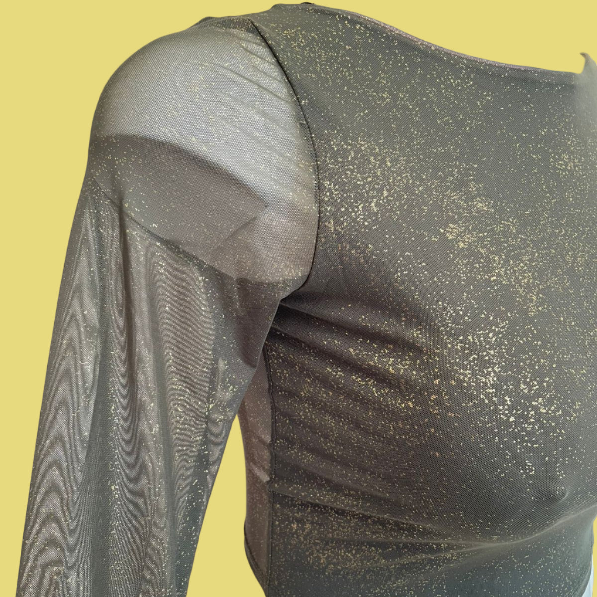 CROPED C/ BRILHO MANGA LONGA BERSHKA